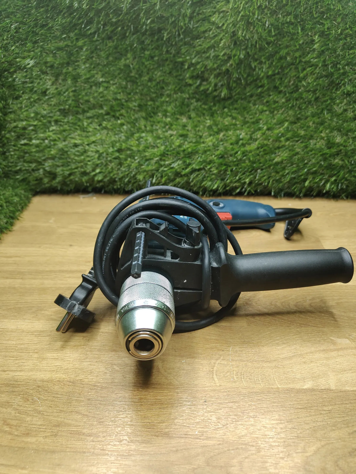 Taladro con percusión GSB 13 RE Bosch