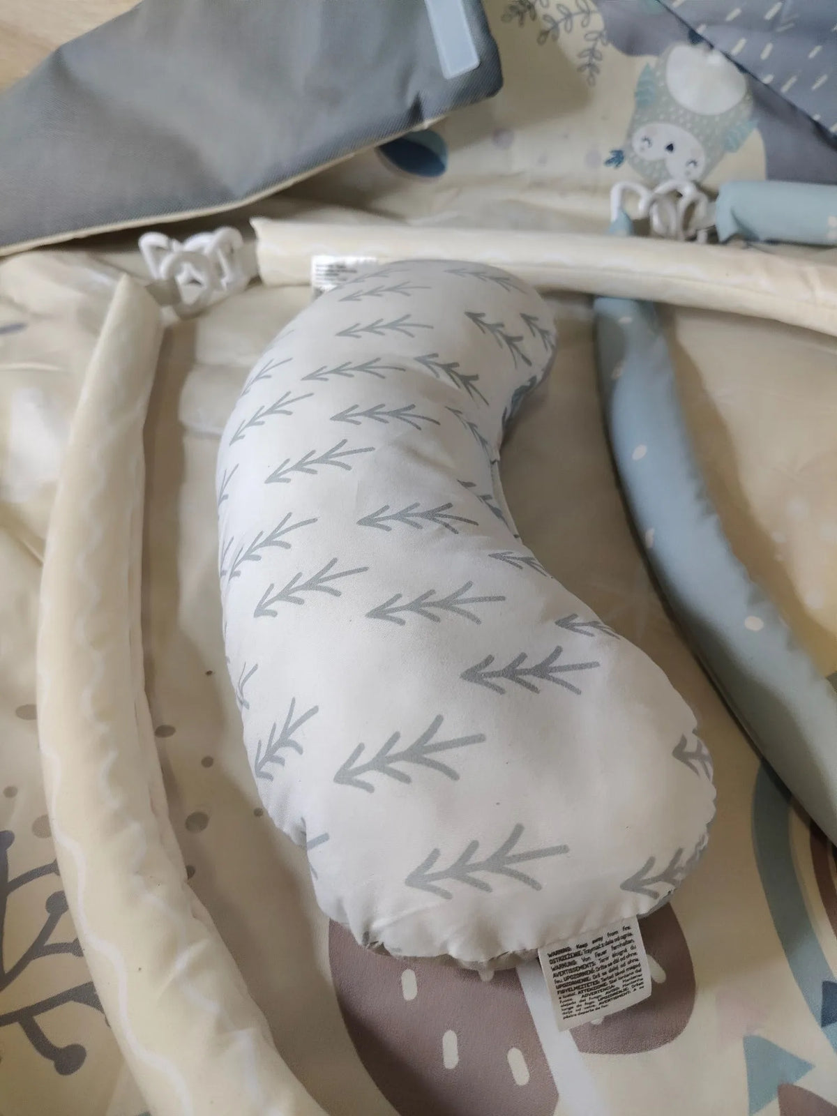 Arco de juego con colchoneta - MoMi PASTEL