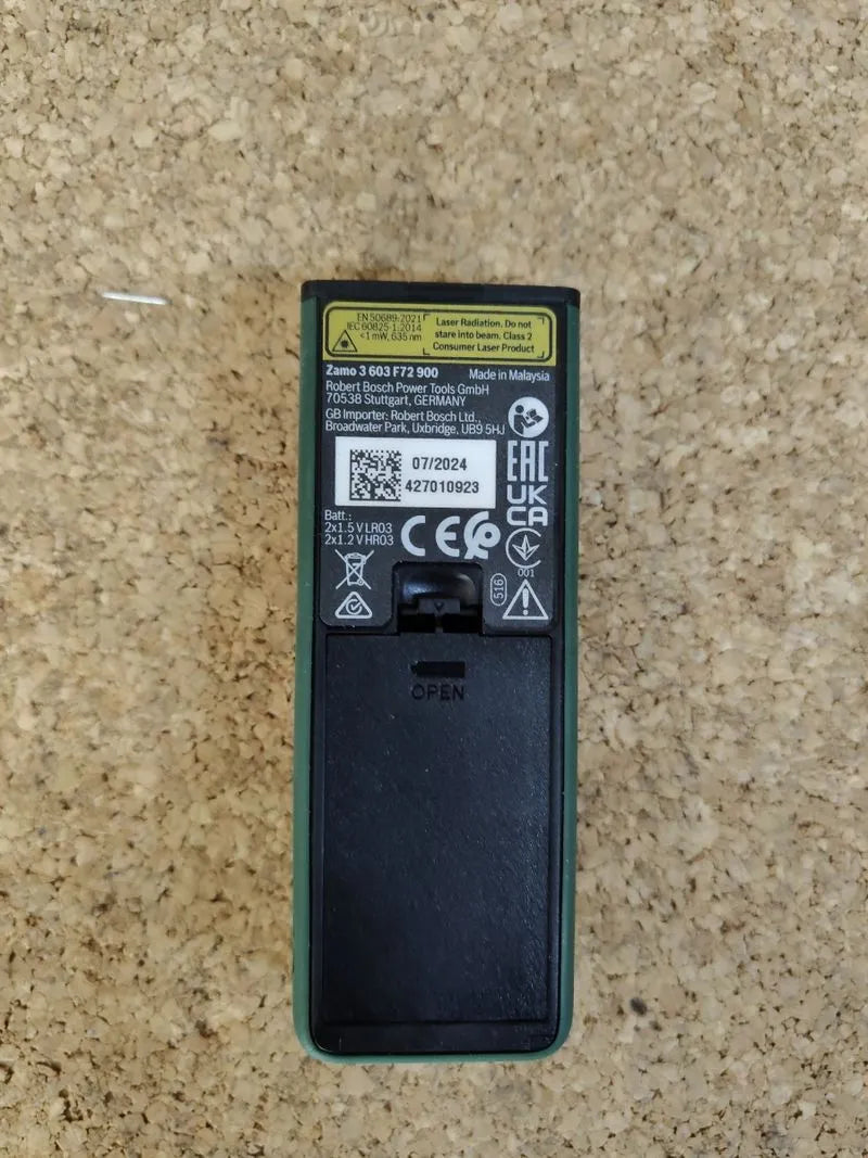 Medidor láser BOSCH ZAMO IV universal