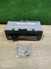 Autoradio 1 DIN con sintonizador RDS Pioneer