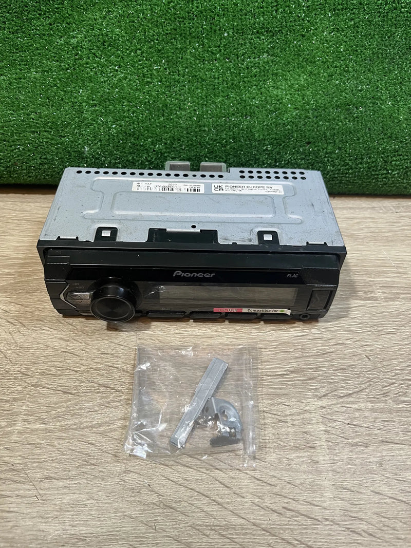 Autoradio 1 DIN con sintonizador RDS Pioneer