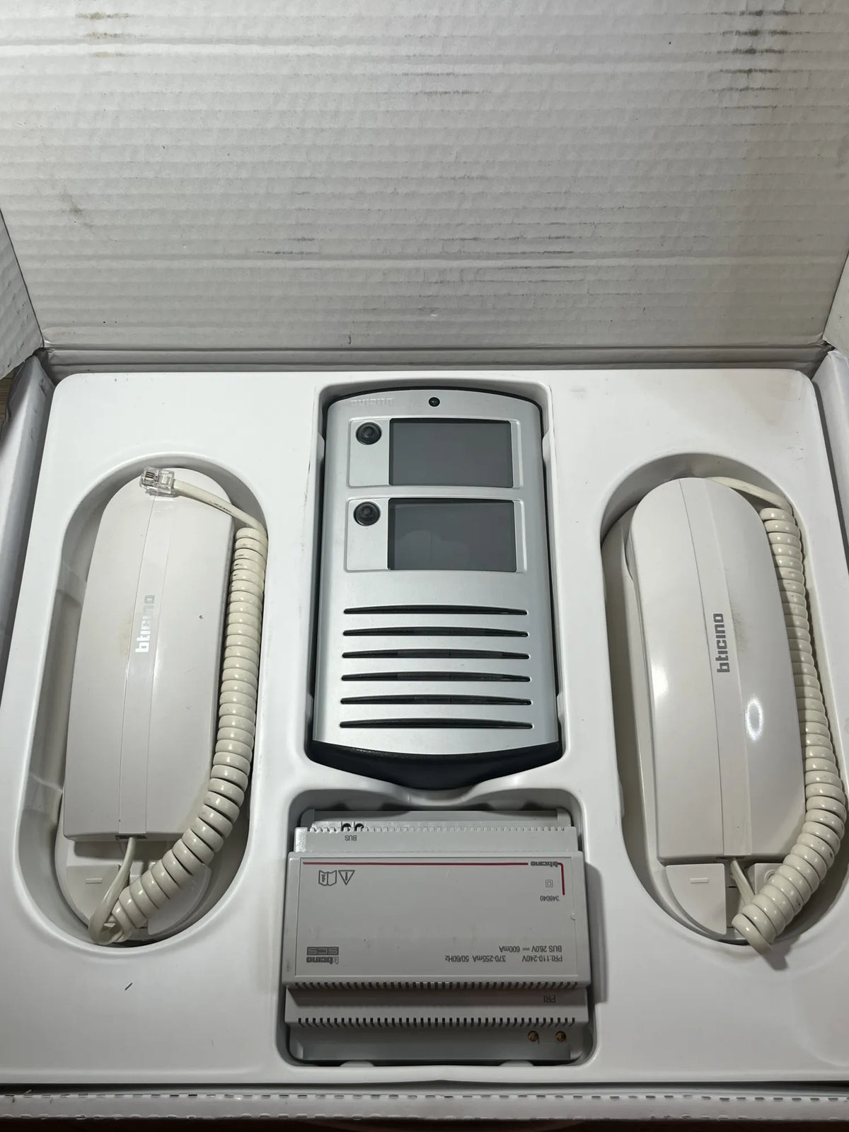 Duplex de intercomunicación Bticino