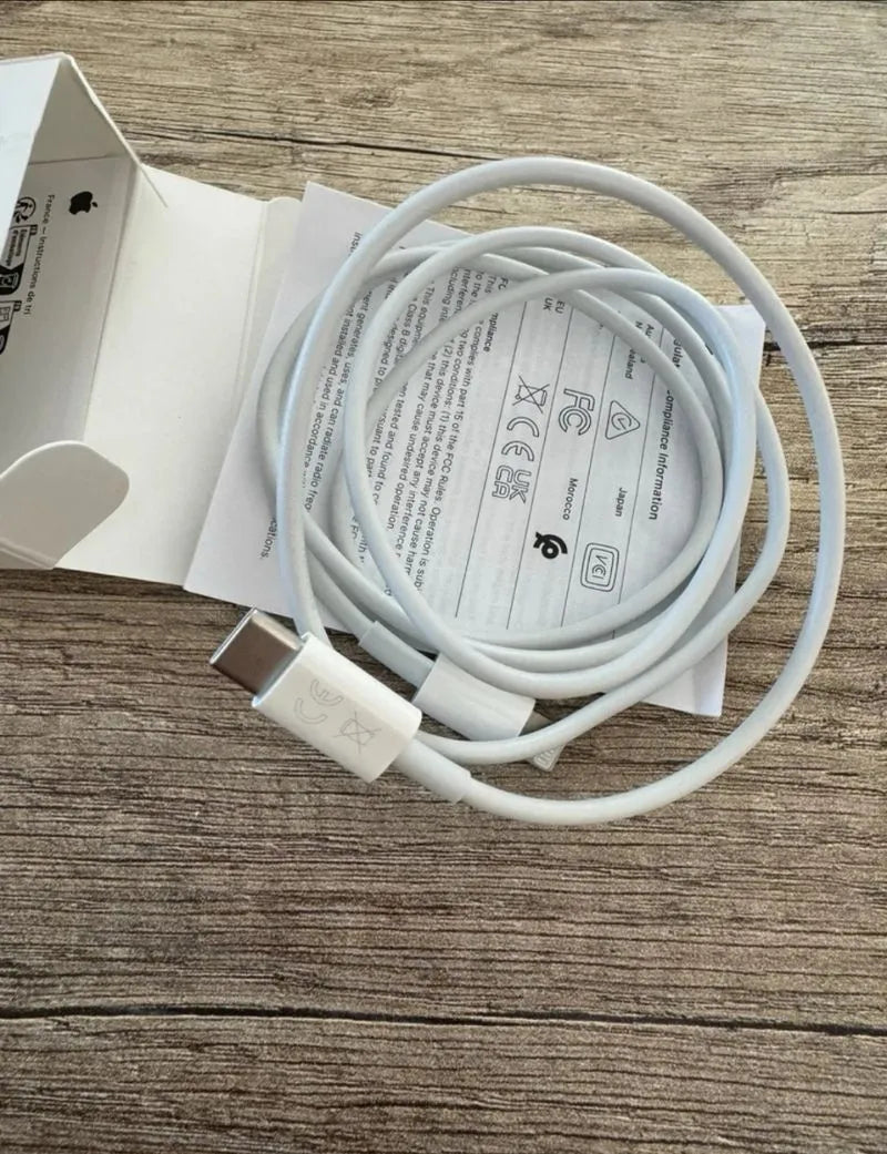 Apple Cable de USB-C a lightning

Lightning 1 m