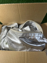 Funda resistente para Coche Amazon Basics