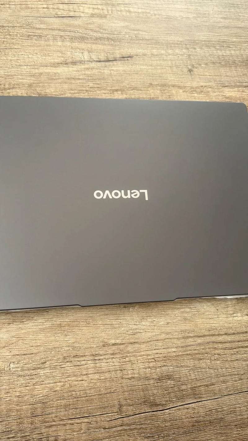 Portátil Lenovo IdeaPad Slim 3 Gen 10 snapdragon