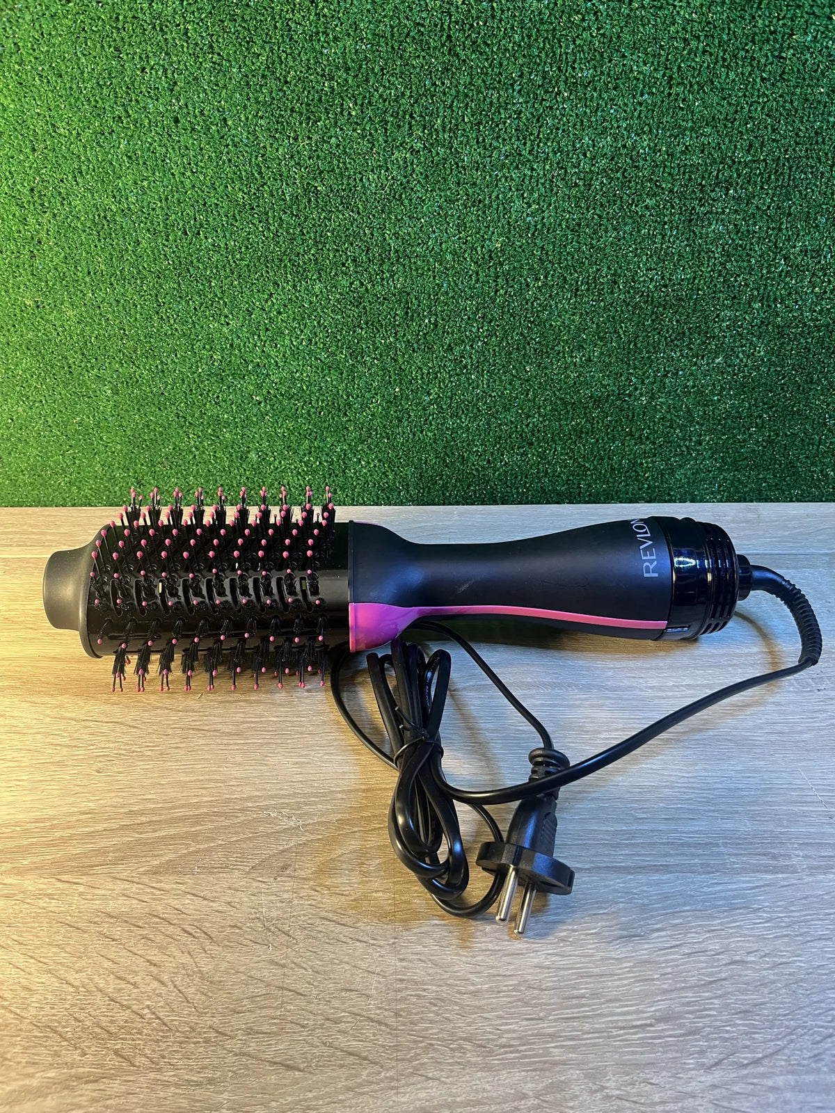 Secador y voluminizador con peine REVLON