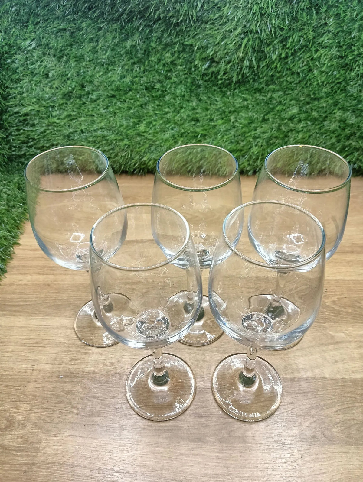 Juego de 5 copas de vino