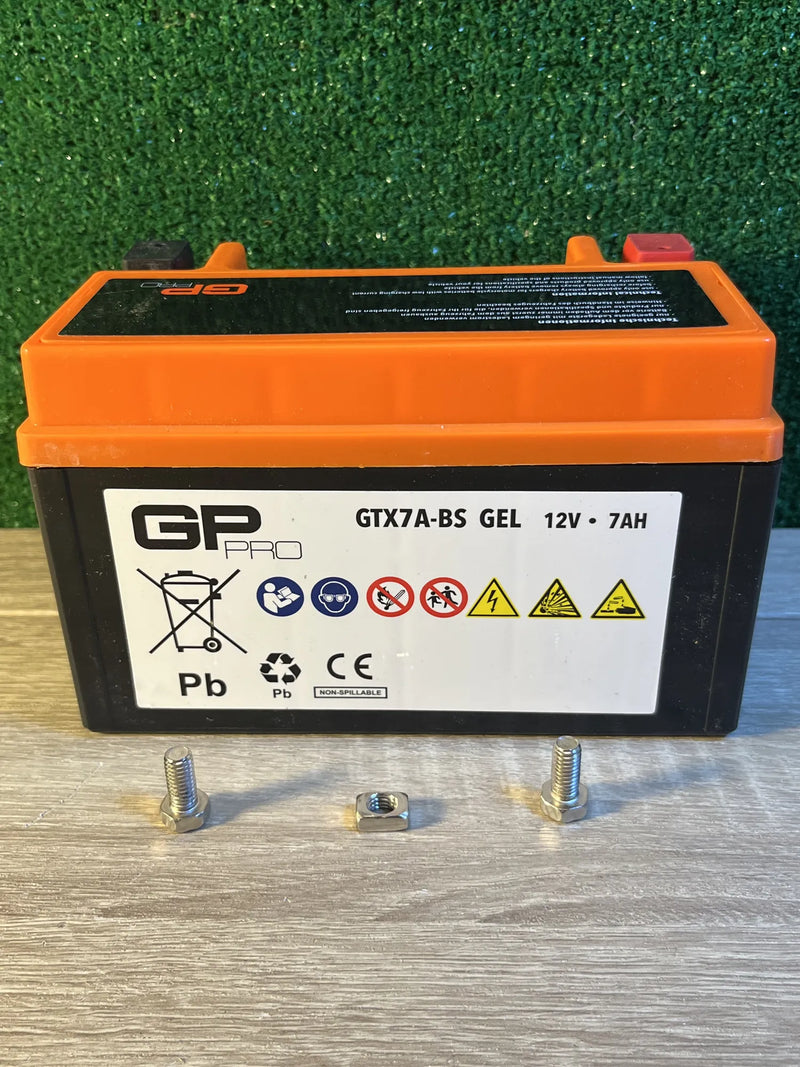 Batería de arranque para scooter y motos GP-PRO