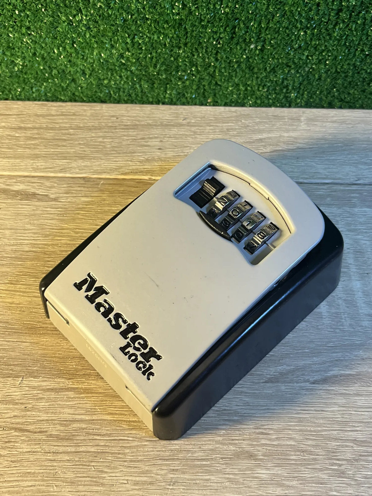 Llave caja de almacenaje Master Lock