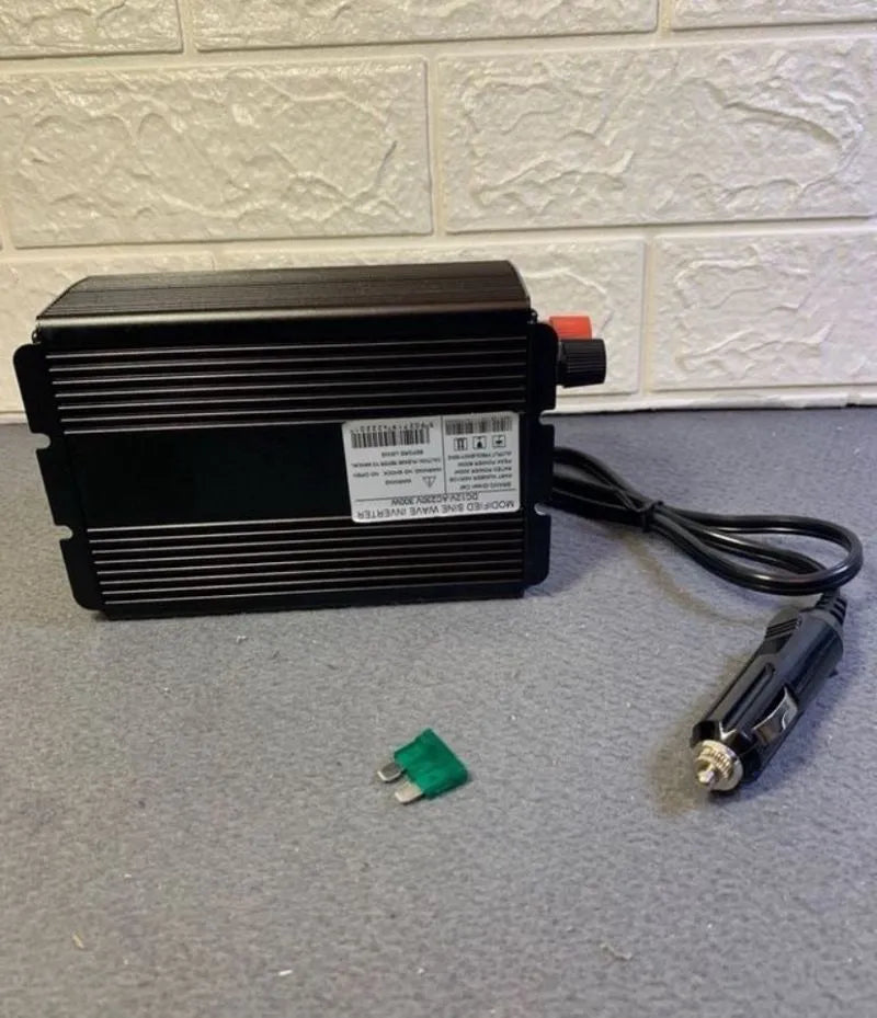 Adaptador e inversor de Corriente Green Cell
