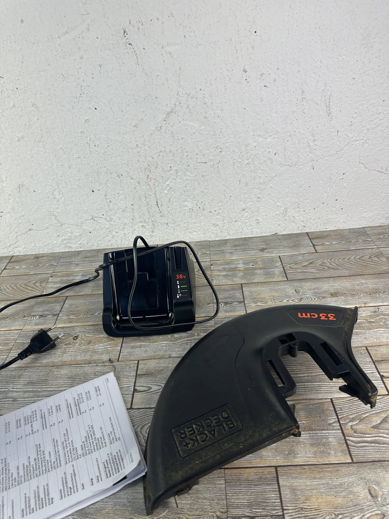 Cortabordes a Batería Black Decker