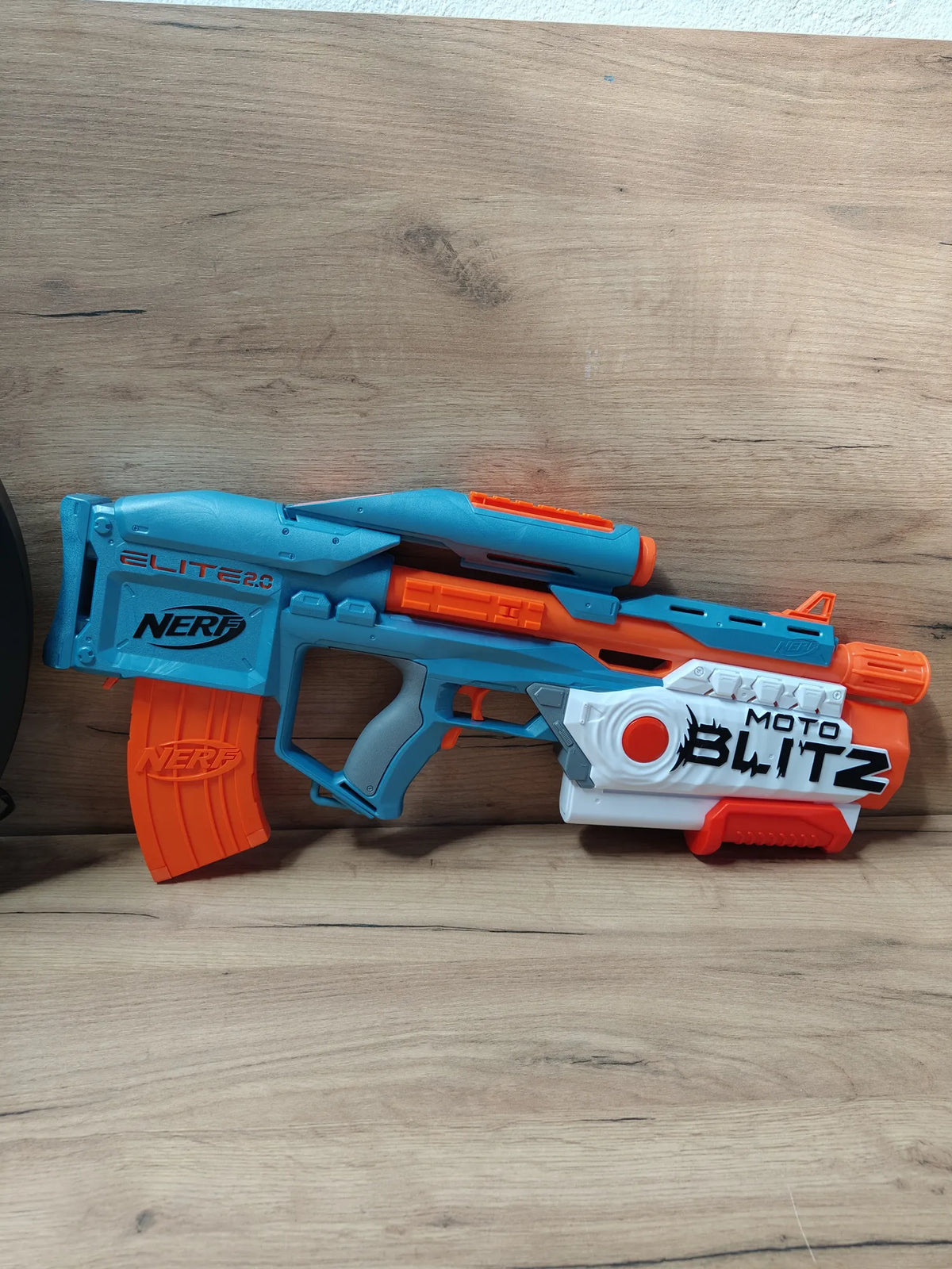 Blaster con alcance motorizado - Nerf Elite