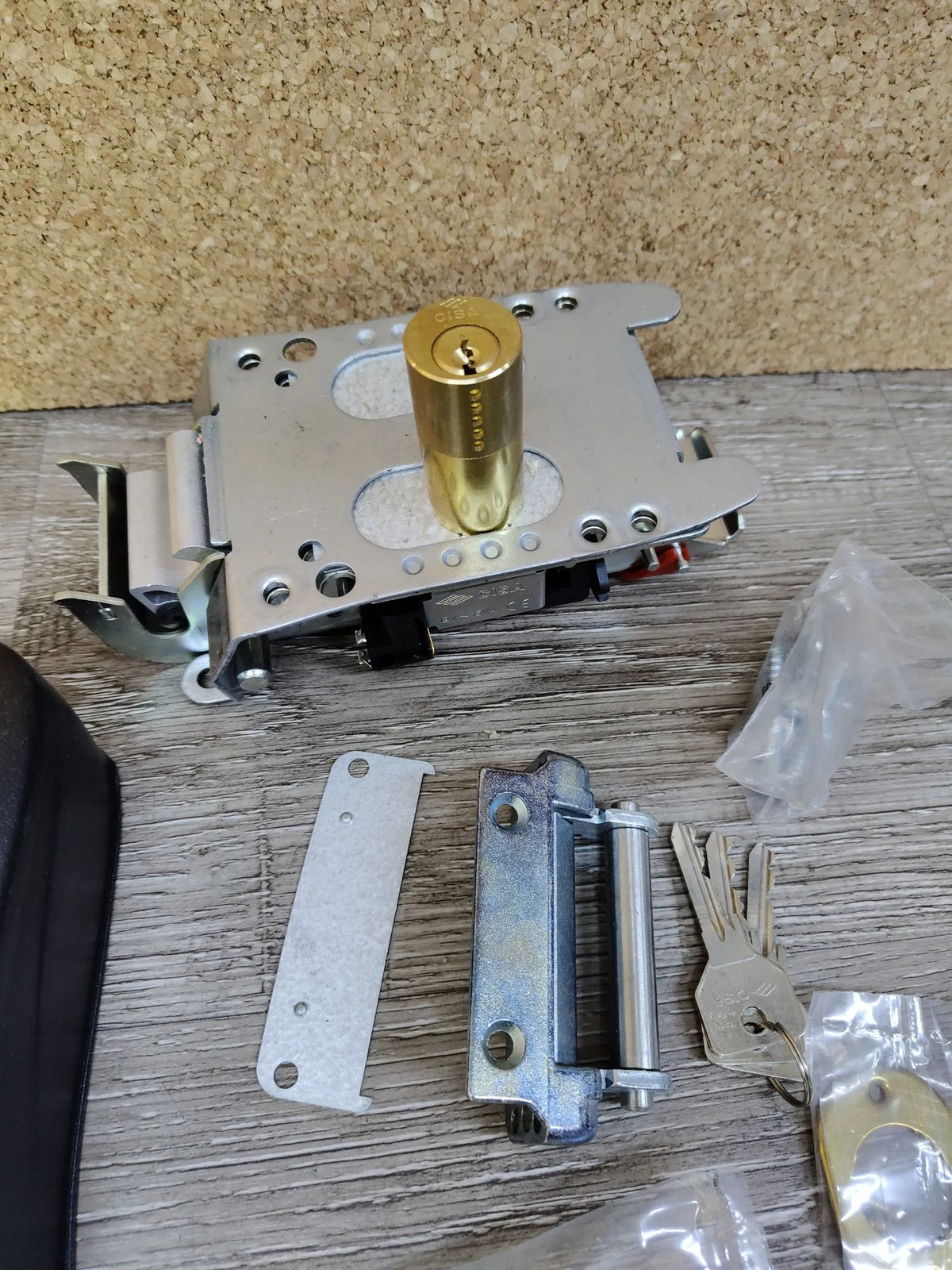 Cerradura electrica CISA 1a611000
