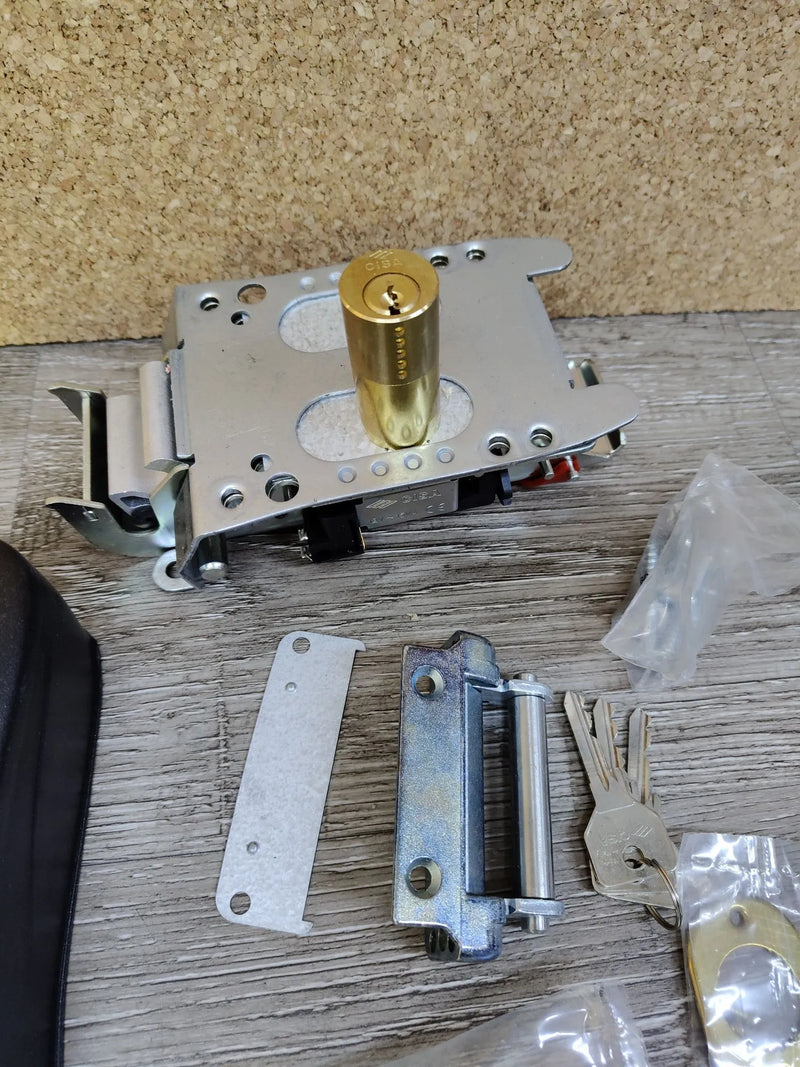 Cerradura electrica CISA 1a611000
