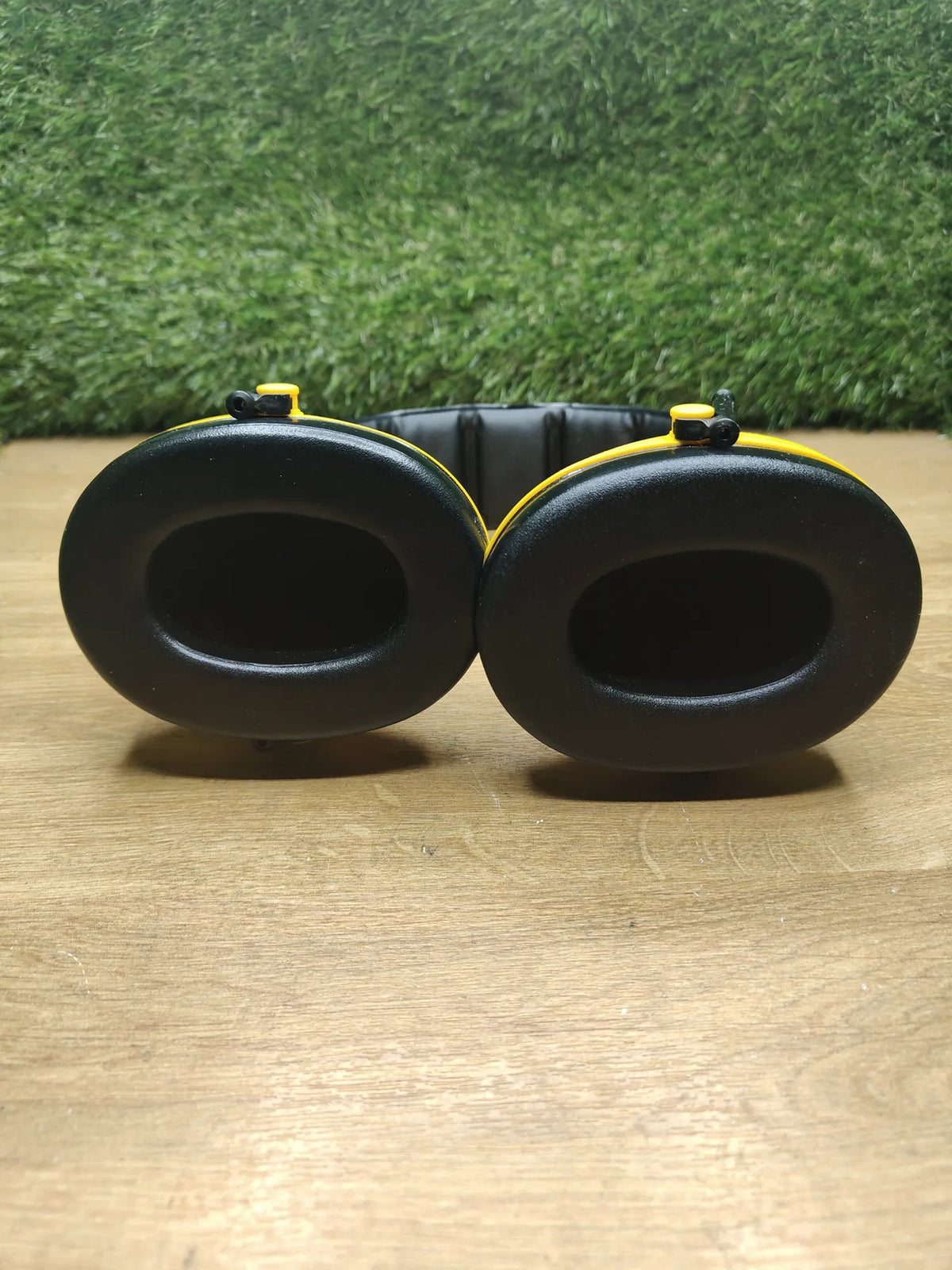 Orejeras de casco amarillas 3M