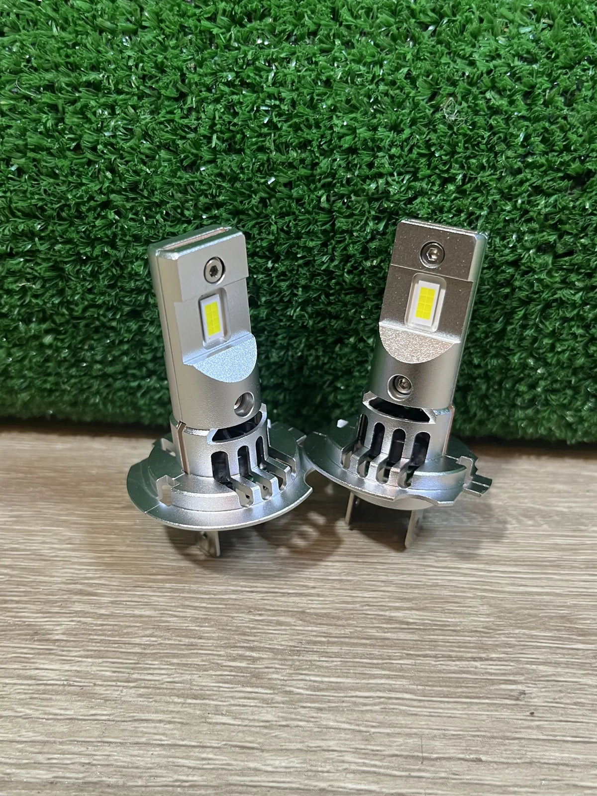 LED de luz de carretera y de cruce OSRAM