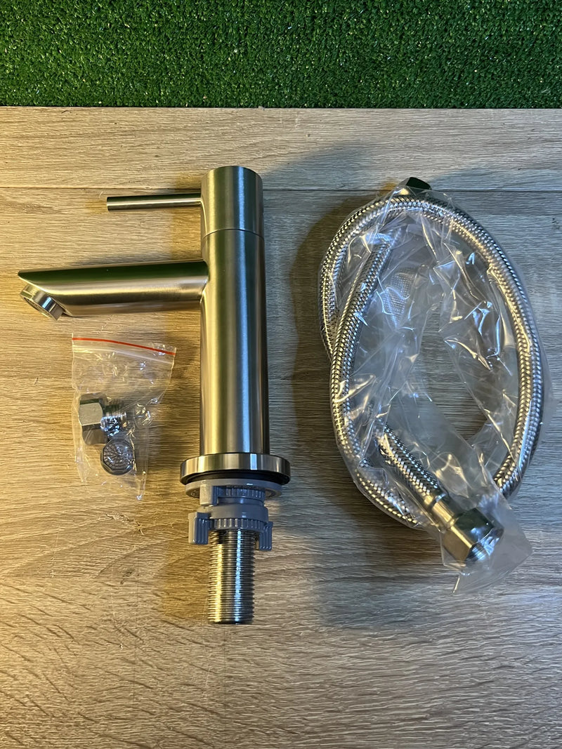 Grifo de Lavabo SOLO AGUA FRÍA Ibergrif