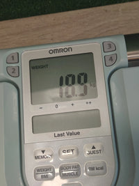 Monitor de composición corporal OMRON