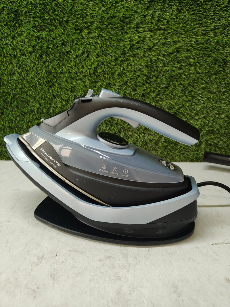 Plancha a vapor sin cable - Rowenta