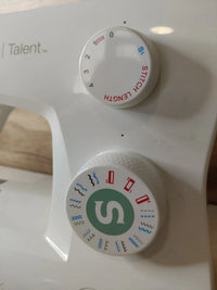 Máquina de Coser Mecánica - SINGER