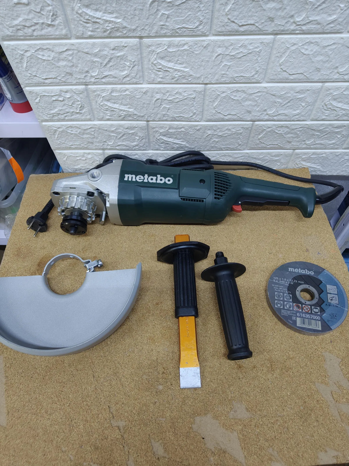 Amoladora angular METABO