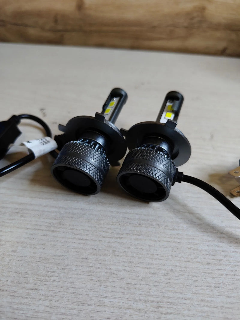 Bombillas LED H4 40000LM