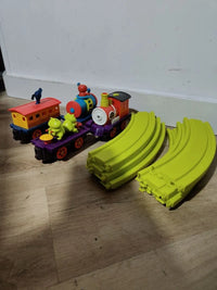 Circuito tren musical - B. Toys
