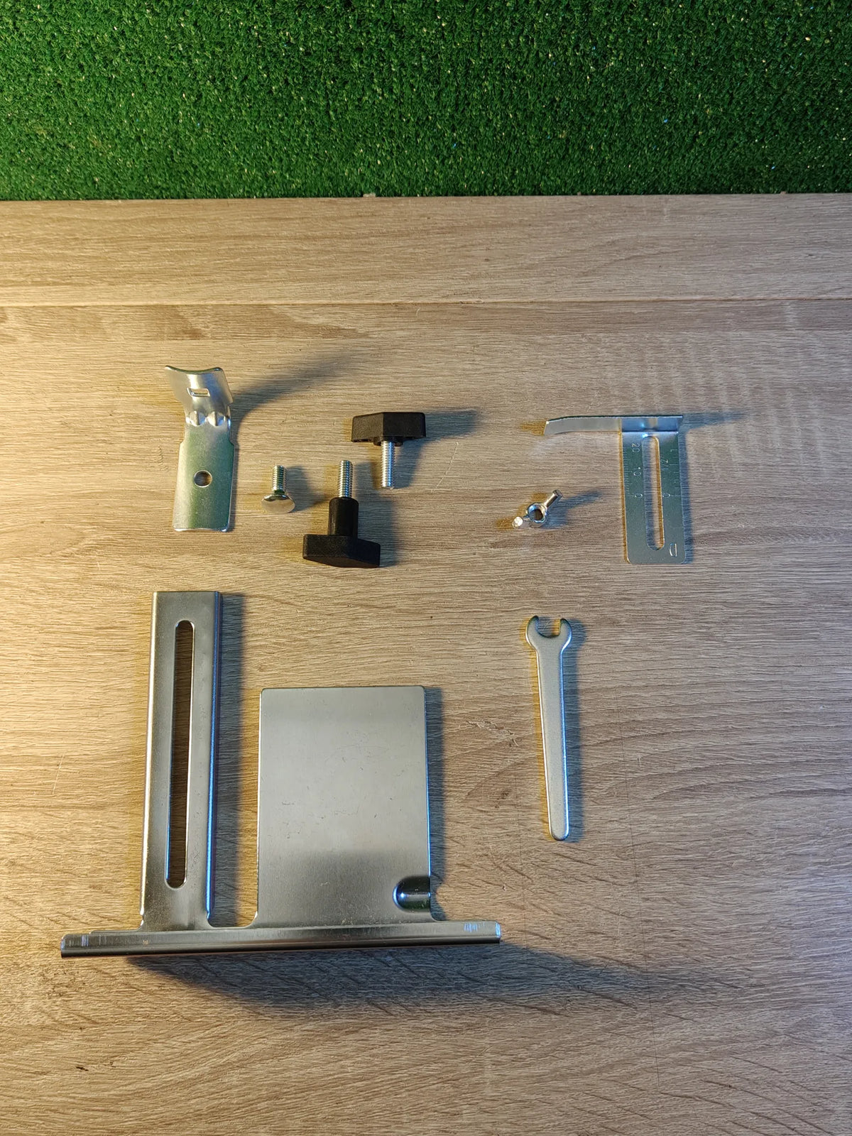 Cepillo eléctrico con cable Einhell