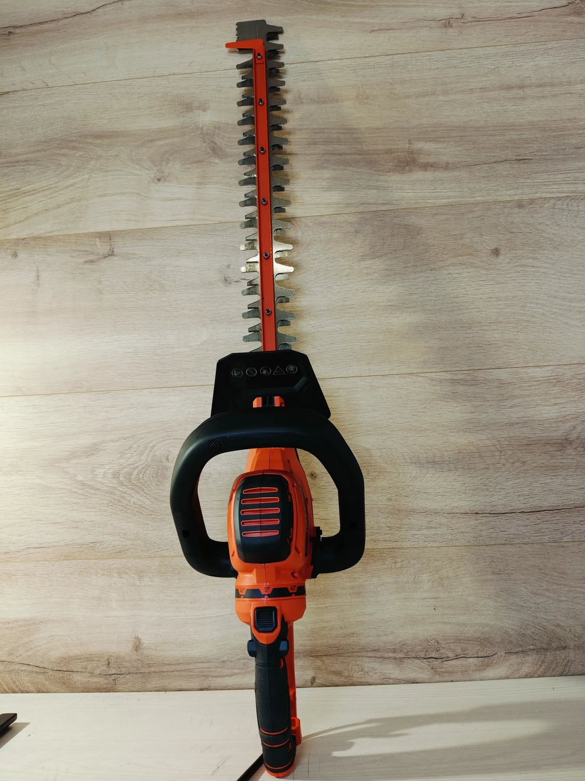 Cortasetos - BLACK+DECKER