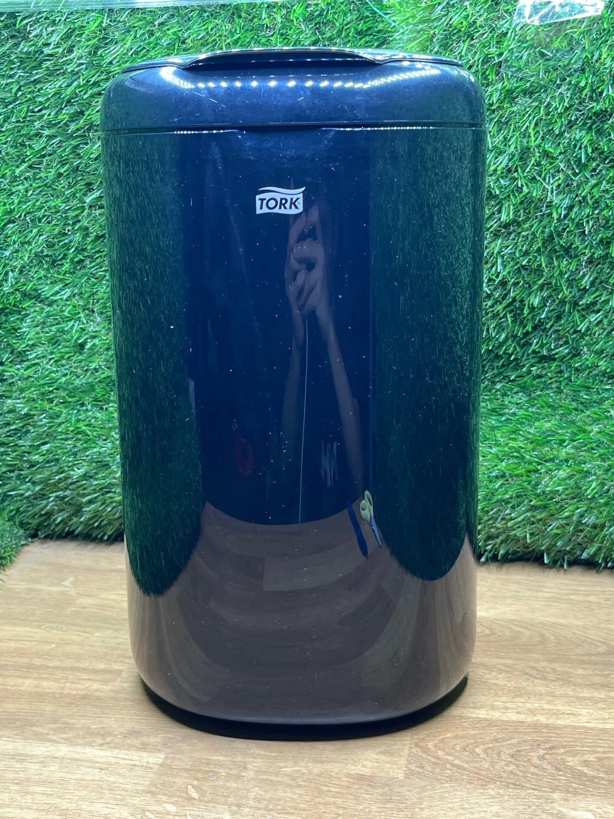 Cubo de basura con tapa/Papelera Tork