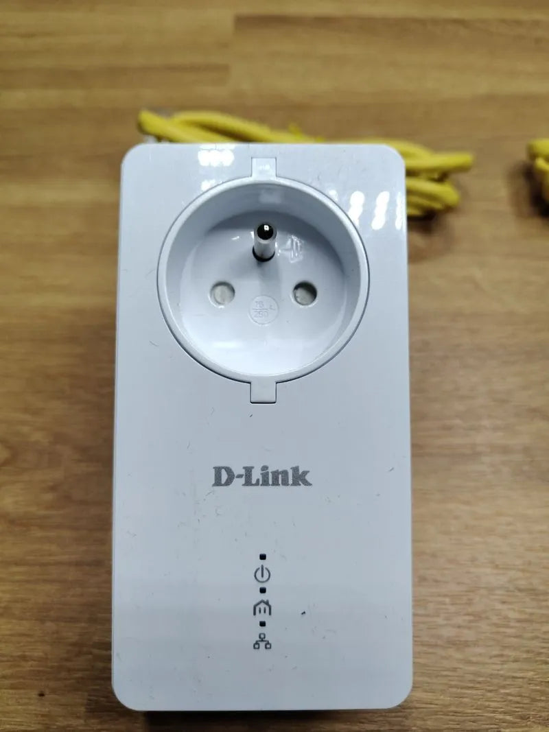 D-Link AV2 1000 HD Powerline Passthrough