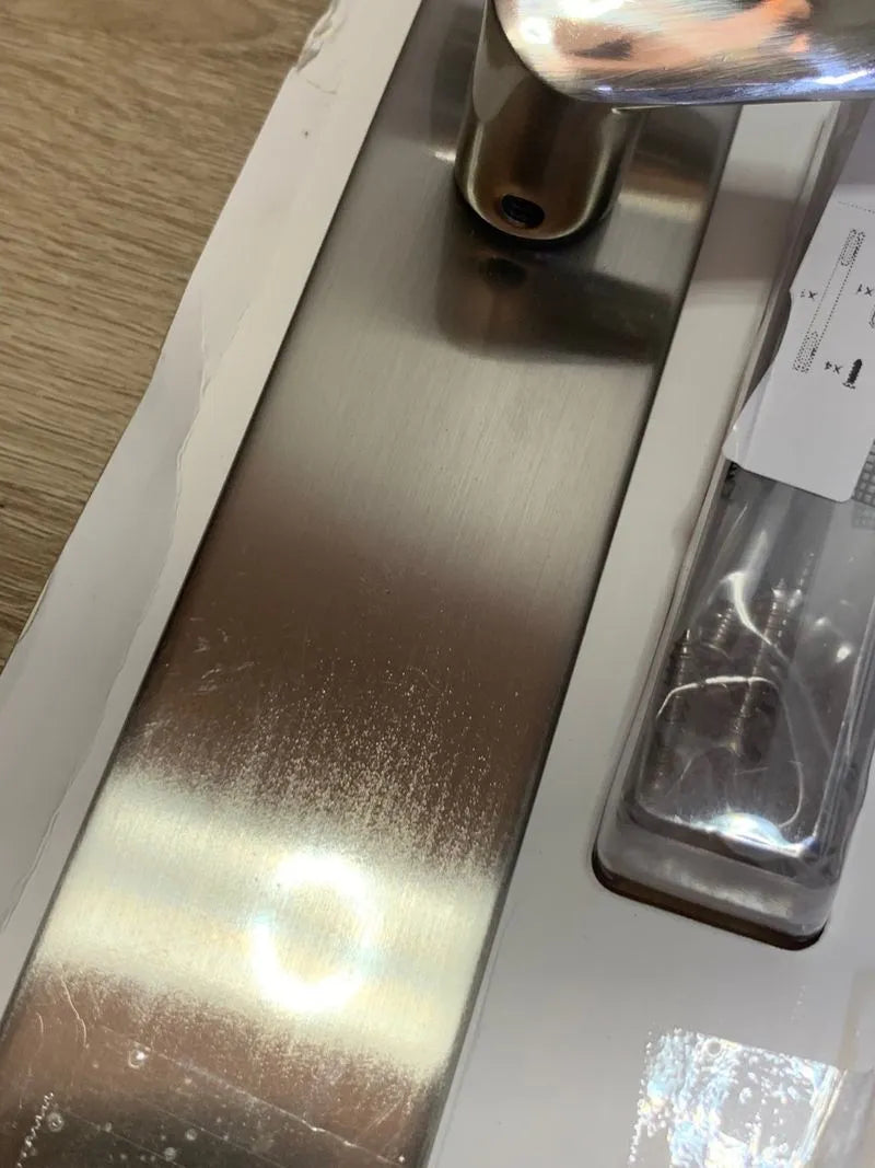 Juego de Manillas de Acero para Puertas Amig