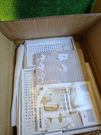 Caja de zapatos transparente