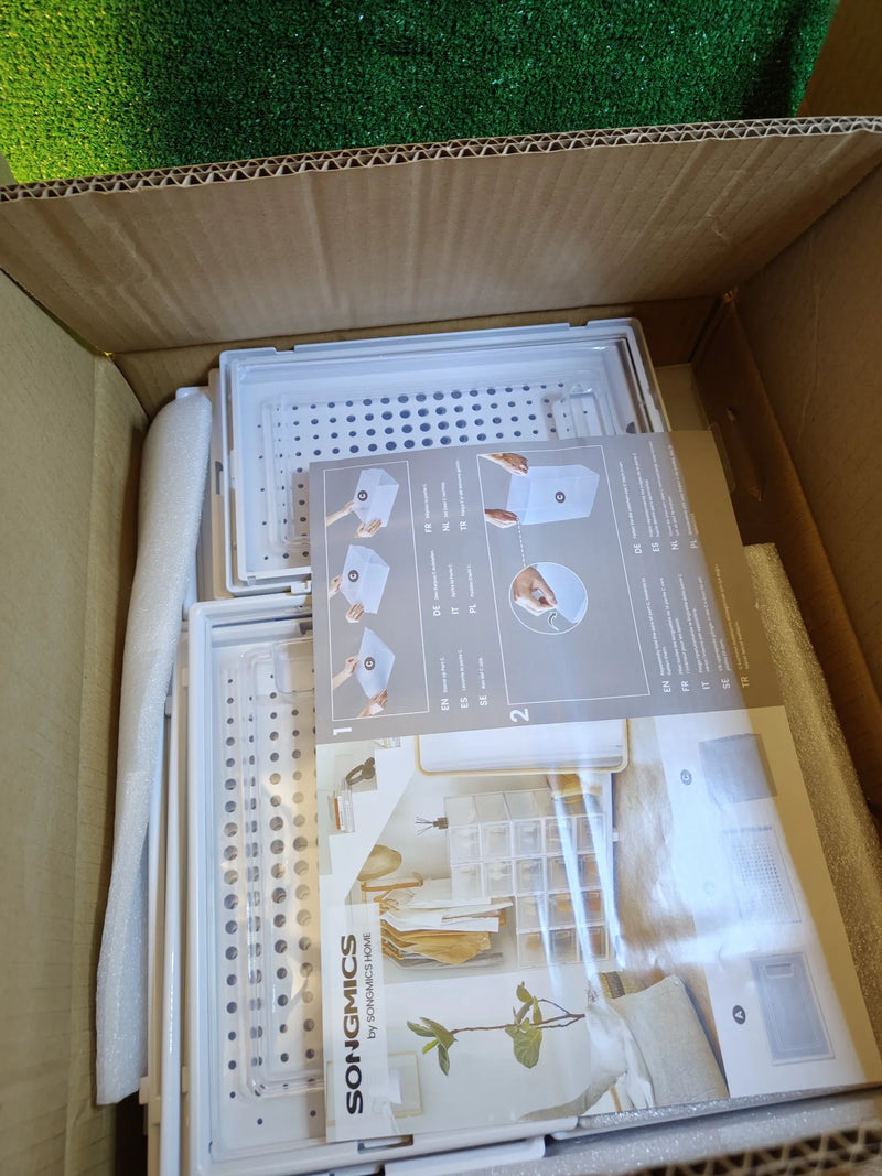Caja de zapatos transparente