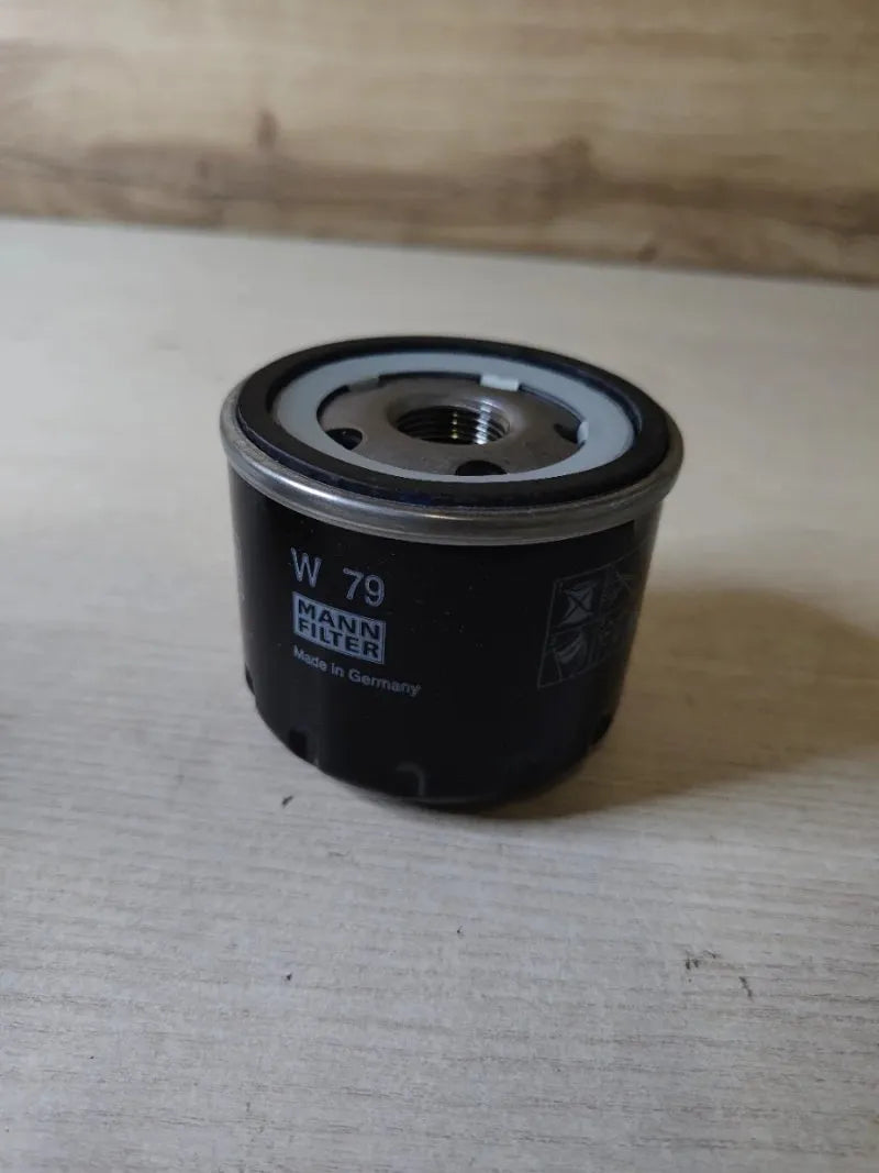 Filtro de aceite W 79 - MANN-FILTER