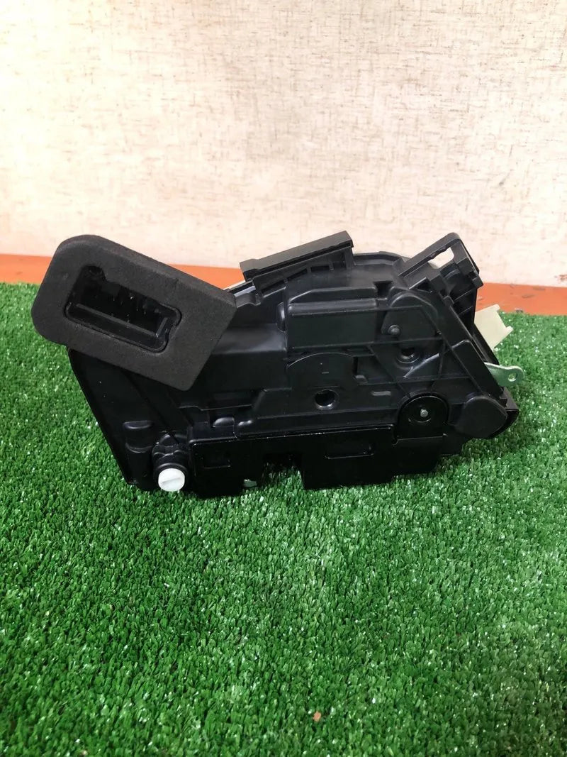 Actuador Cerradura R082422369
