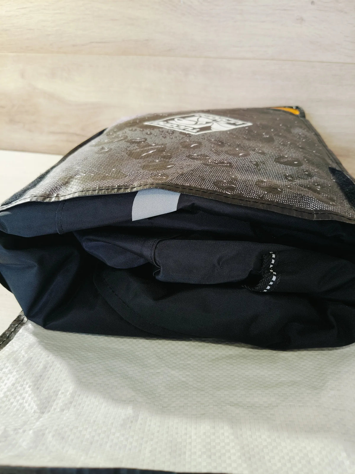 Funda TUCANO URBANO