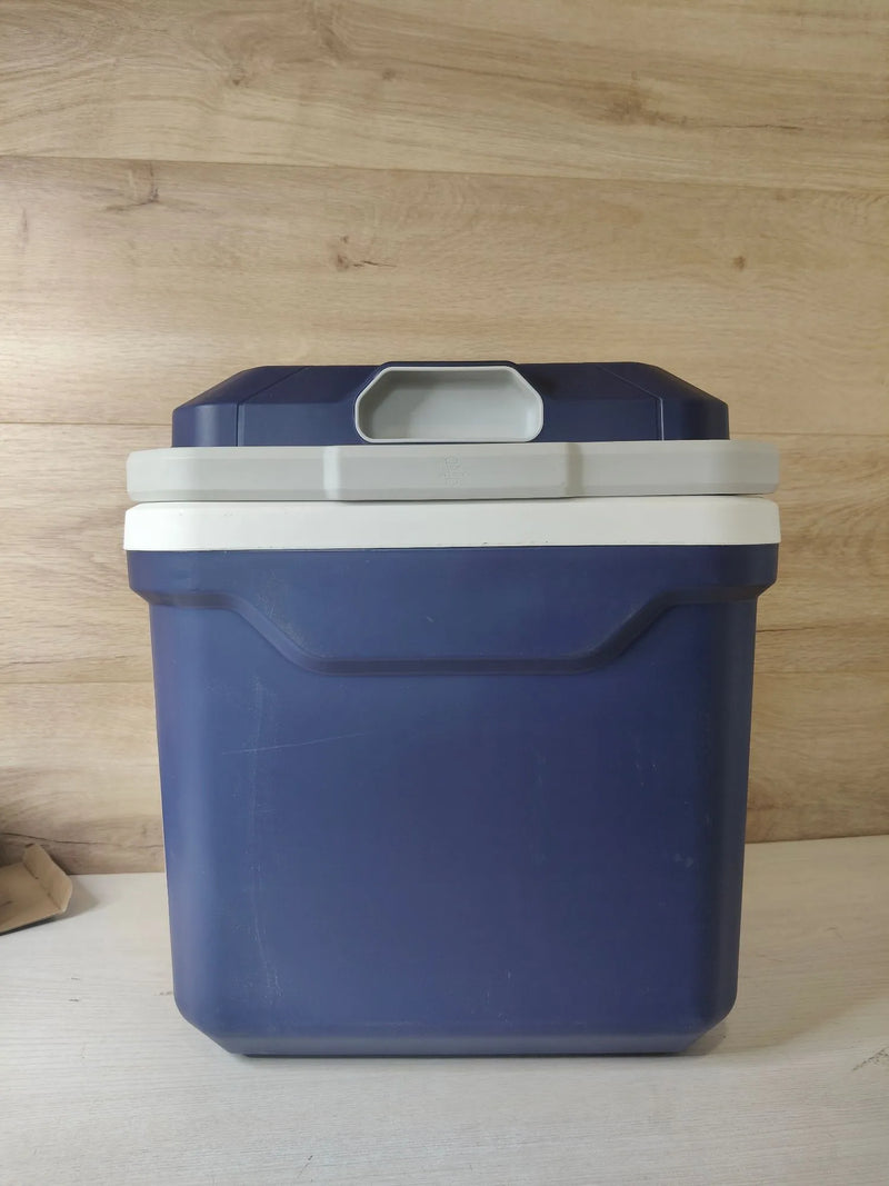 Nevera con Función de Refrigeración y Calentamiento, 12 V CC/230 V - AMAZON BASICS