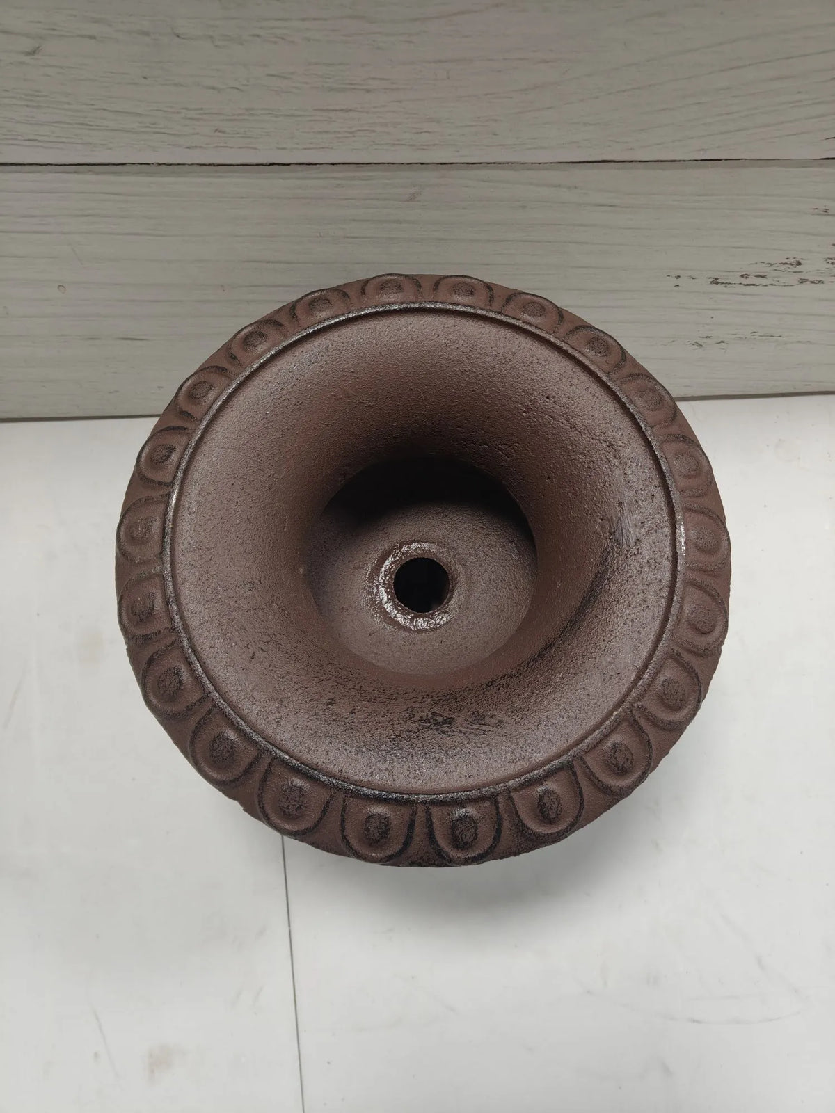 Maceta de diseño de hierro