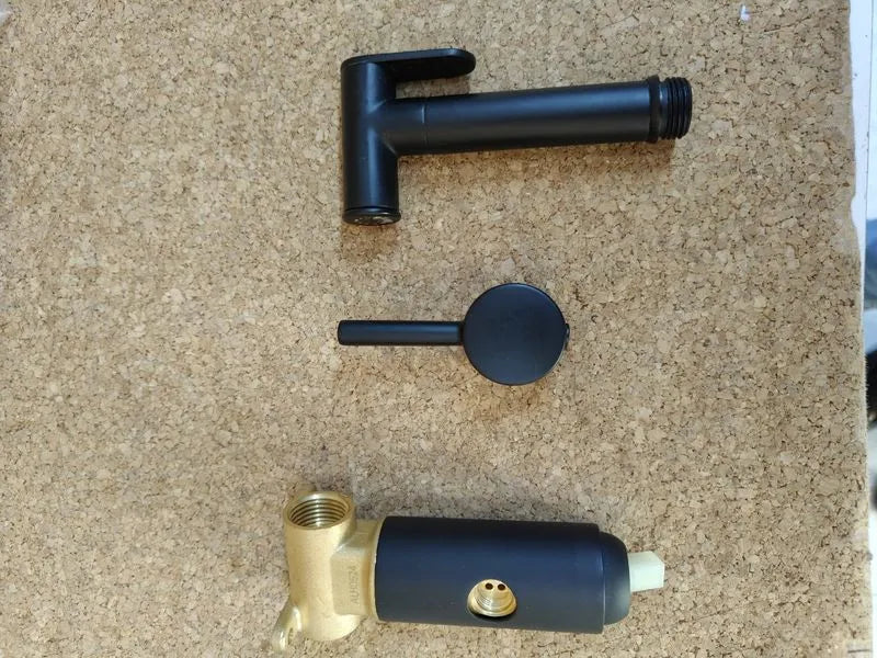 Grifo para el WC Kibath