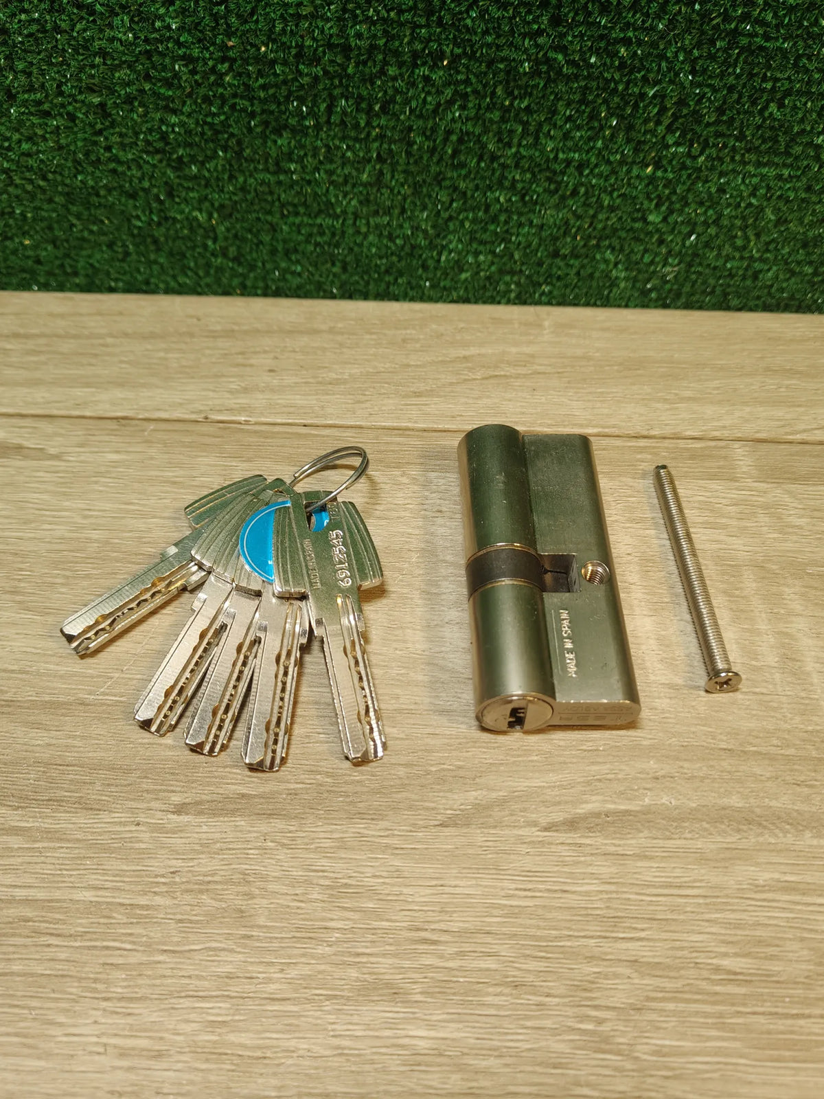 Cilindro perfil EURO doble de 35x25 Tesa Assa Abloy