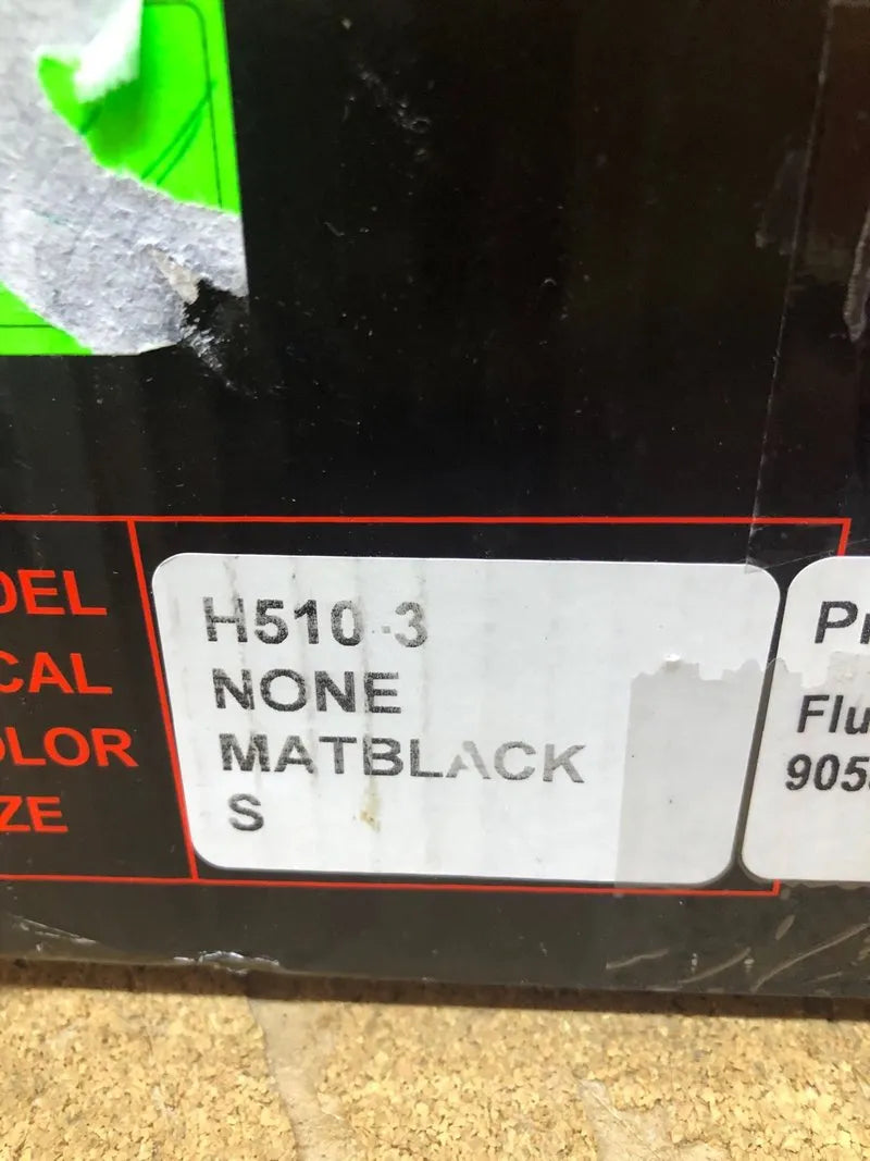Casco de moto negro integral