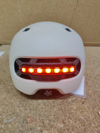 Casco con luz trasera talla M Smart4U