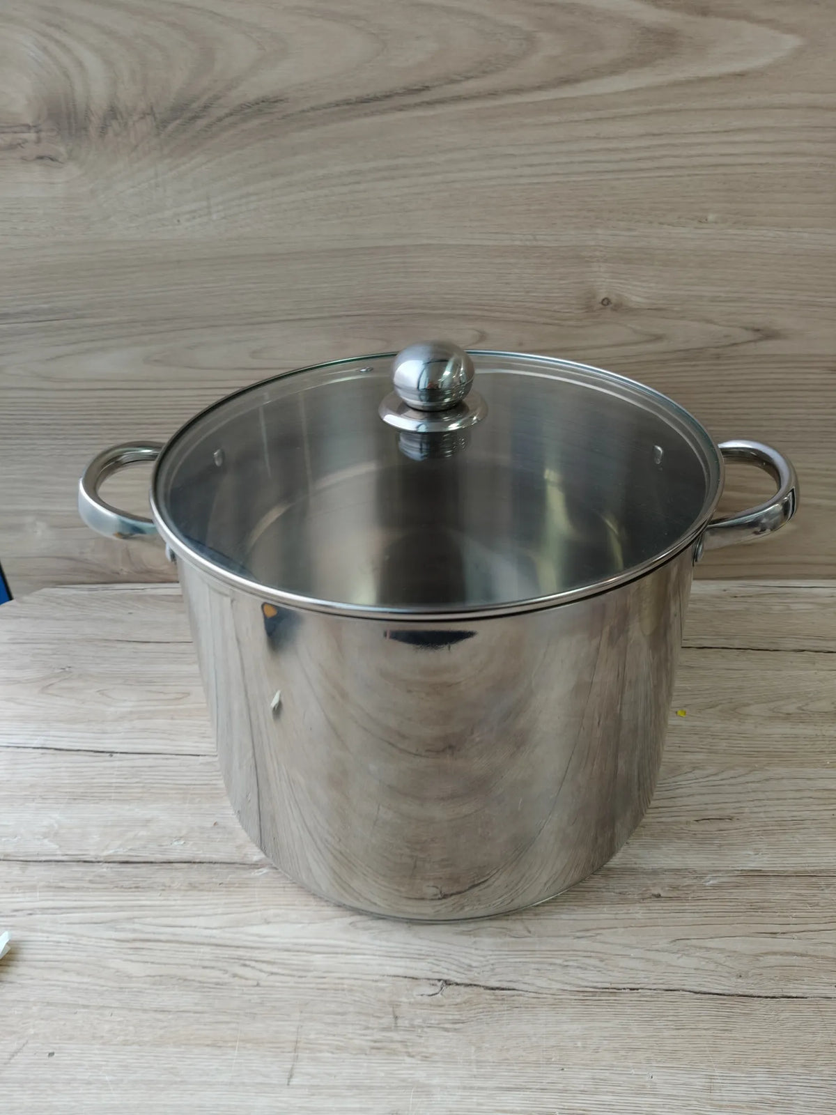 Olla con tapa 19L - BAUMALU