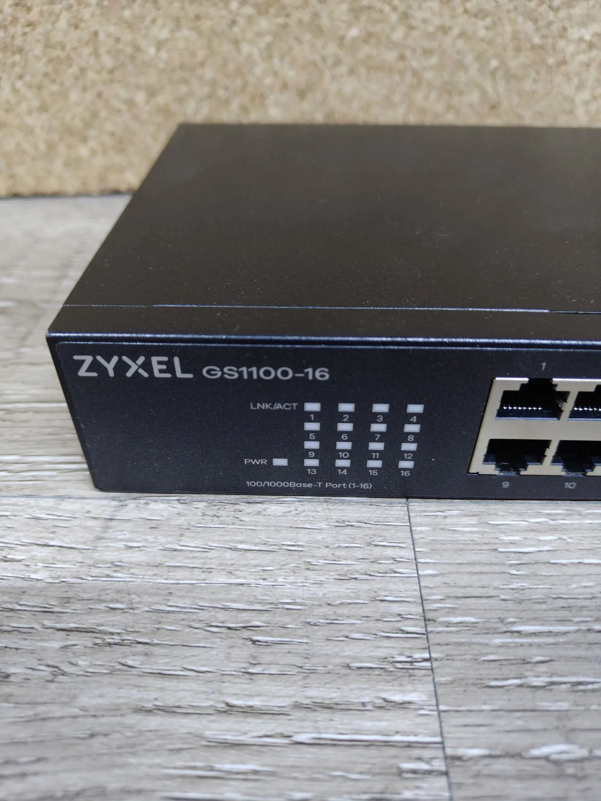 Switch ethernet 16 puertos Zyxel GS1100-16