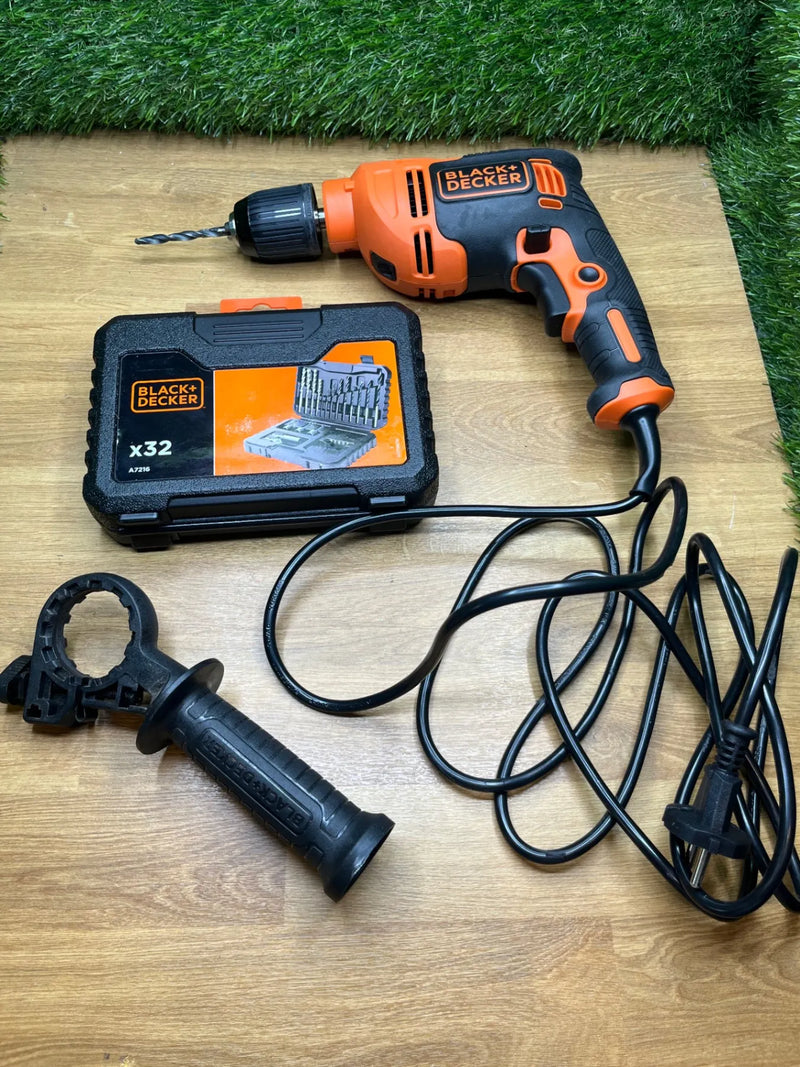 Taladro percutor con cable 710W BLACK+DECKER