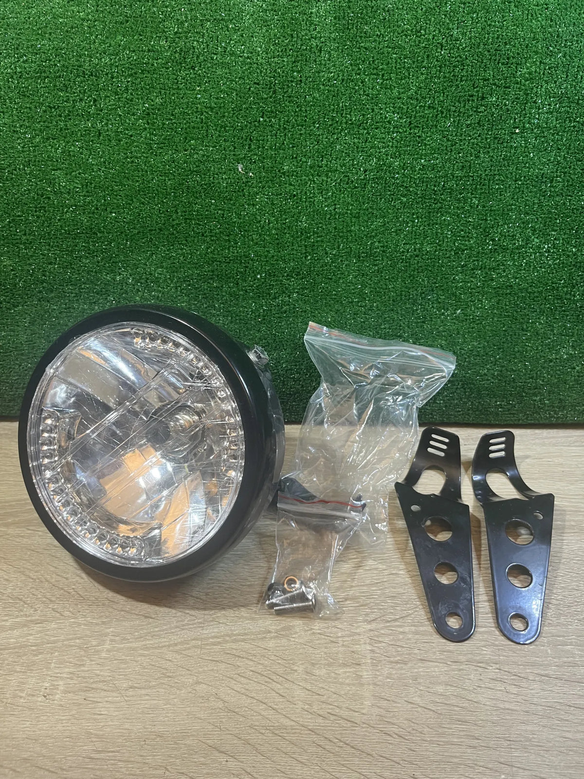 Faros delanteros para motocicleta Qiilu