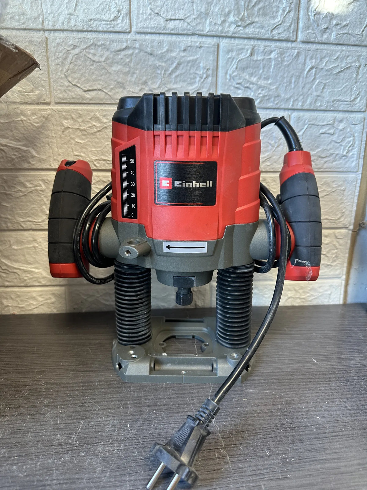 Fresadora eléctrica Einhell
