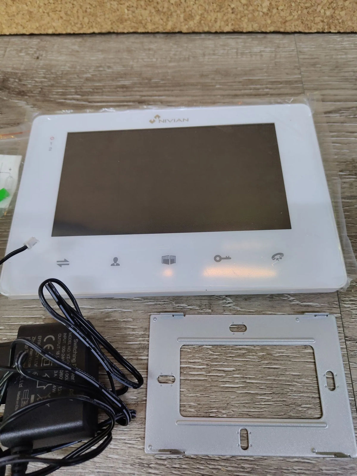 Hilos analógico con motor Nivian
