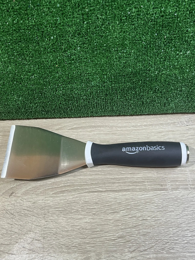 Raspador con perfil doblado Amazon Basics